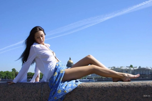 Sensual Street Erotica: Stunning Outdoor Erotic Photography