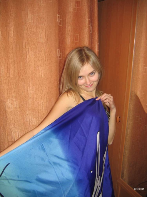 Private Photos of Sexy Cutie: Explicit and Hot Selfies!