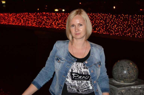 Private XXX Photo of Horny Teacher from Kharkiv - Explicit Amateur Porn Shot