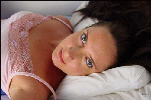 Stunning Nude Selfie: Captivating Beauty in the Raw