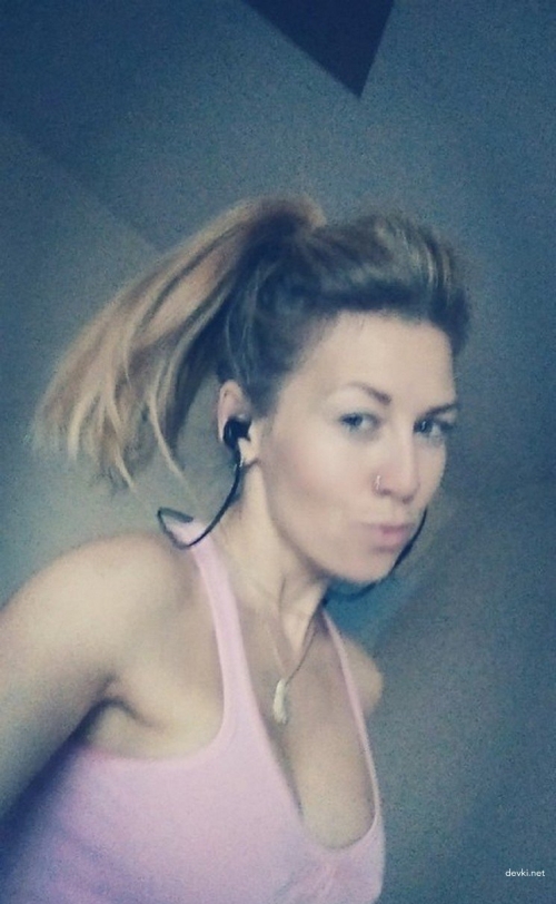 Hot Blonde Gets Wild with a Collection of Sex Toys