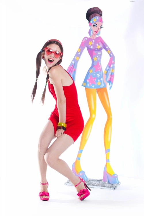 Skinny Girl Delights with Her Body: Explicit and Provocative Photos