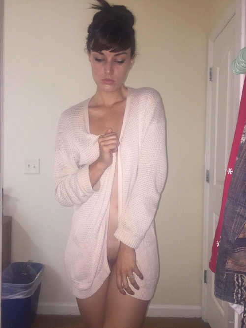 Sexy Brunette in White Robe: Hot and Sultry Bedroom Photoshoot