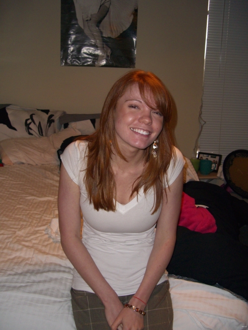 Redhead Girl Naked at Home: Explicit Solo Photoshoot