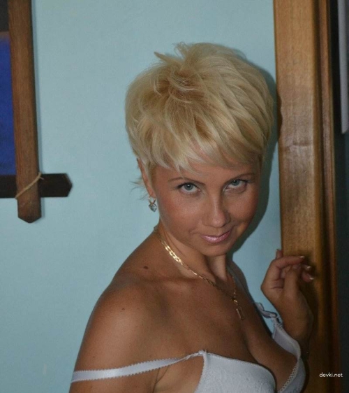 Mature Lady Joins Group Sex Orgy: Hardcore MILF Porn Action