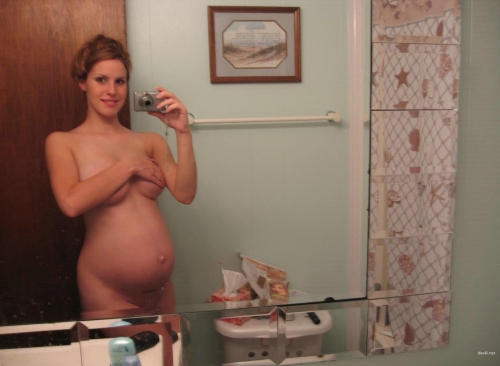 Hot Nude American Girl Exposed in XXX Photo Shoot