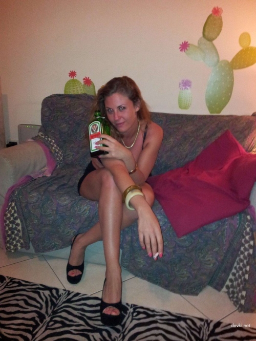 Private Photo of Sexy College Student: Explicit and Bold Content