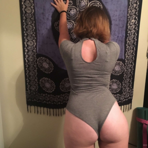Private redhead girl with big booty in explicit porn photos