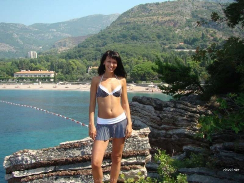 Seductive Woman Relaxing - Hot and Sexy Vacation Photo!