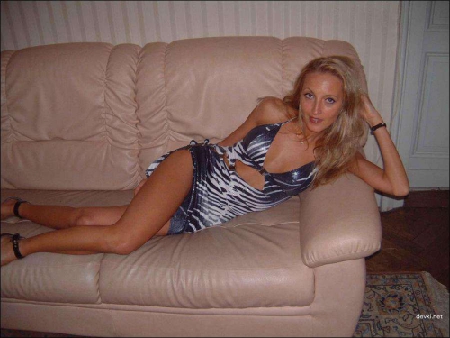 Private Mistress Vacation Pics: Explicit XXX Content