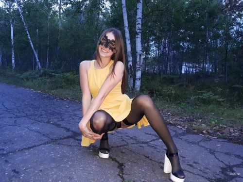 Hot SexWife in High Heels Sucks Big Dicks - Hardcore Blowjob Action