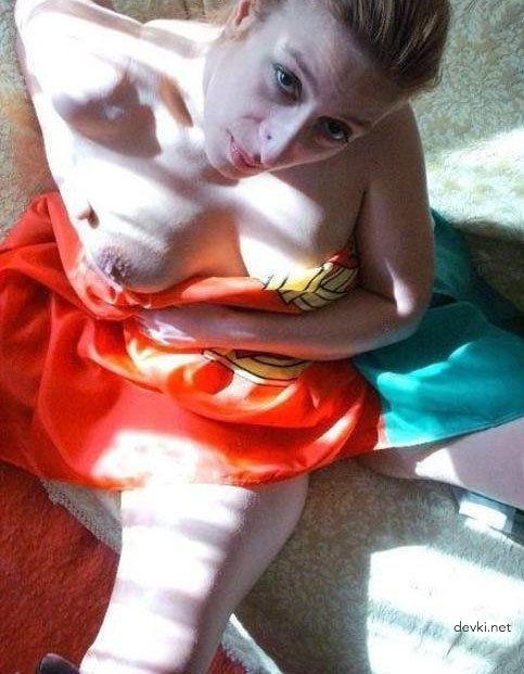 Spread Legs: Hot Russian Woman Exposing Herself Explicitly