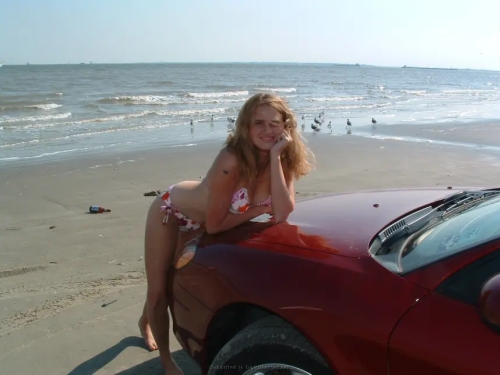 Old Nude Photos of Sexy Girl with Erotic Figure