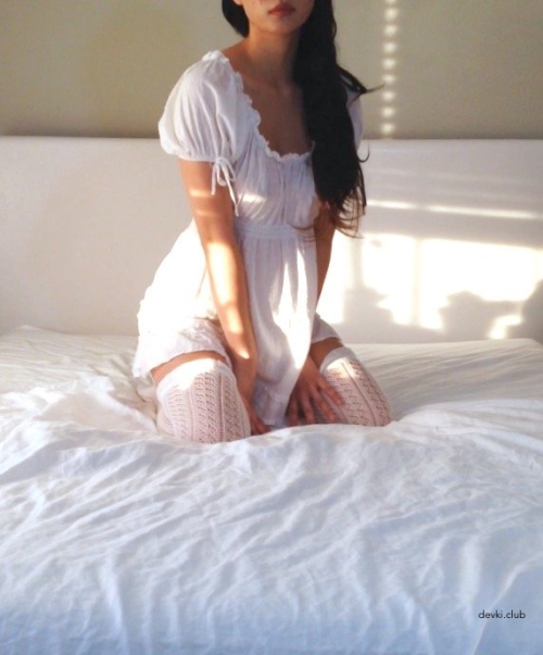 Naked College Girl in Stockings: Explicit Student Strip Tease!