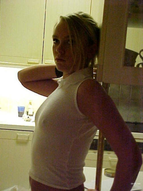 Sexy Girl Strips Naked: Hot Young Woman Exposes Herself