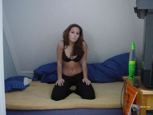 Sexy Babe's Hot Booty - Irresistible Curves and Seductive Poses
