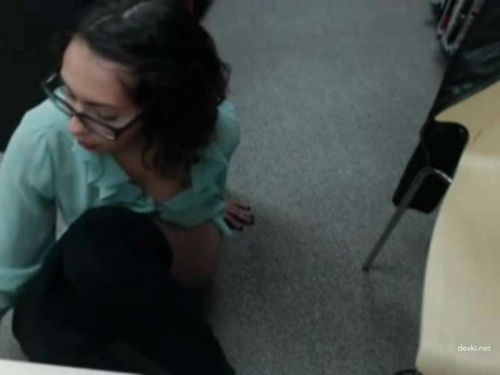 Office Masturbation: Horny Babe Fucks Herself at Work