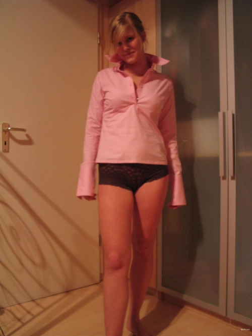Seductive Teen Erotica: Stunning Young Girl in Provocative Pose