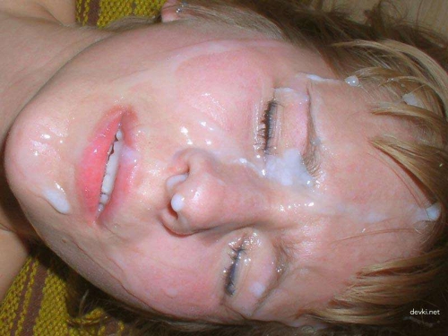 Hot Girl Covered in Cum: Intense Facial Cumshot Action