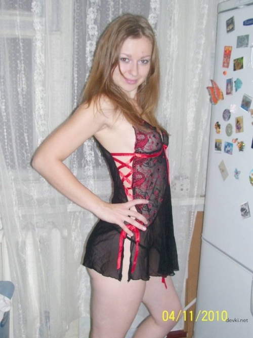 Hot Young Girl Fantasizes About Cock - Explicit Teenage Dream