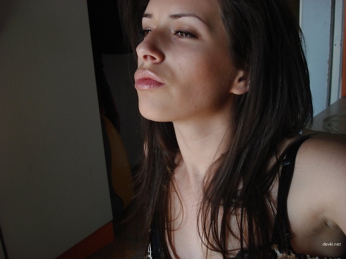 Seductive Skinny Girl Erotica: Sensual and Provocative Photoshoot