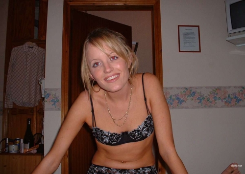Spread Legs of Girlfriend - Explicit Knife Play Porn Photo