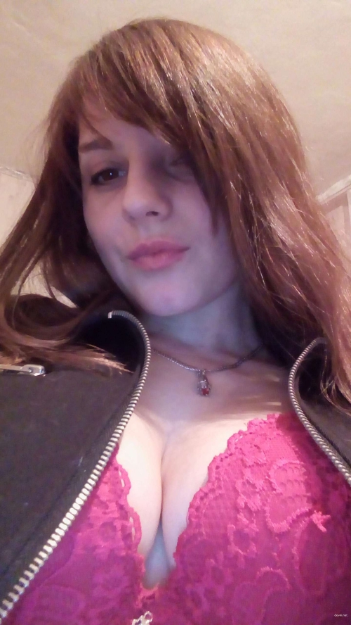Mature Brunette's Explicit Personal Photos: Hot and Uncensored!