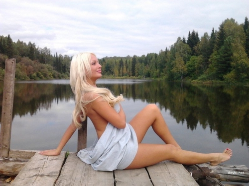 Sexy Blonde Poses Nude by Pond - Explicit Outdoor Nudity Photoshoot
