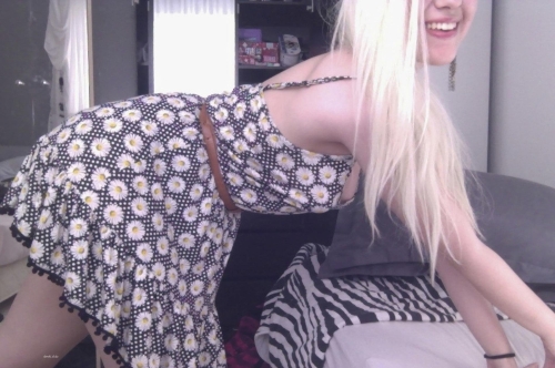 Shy Blonde Nude Photo Shoot: Explicit and Uncensored!