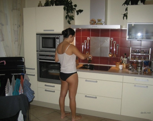 Seductive Mulatto Woman in Bed - Hot Interracial Babe with Stunning Curves