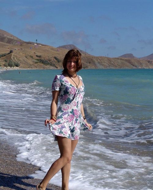 Sexy Girl Strips on Beach - Hot Bikini Babe Undressing Explicitly