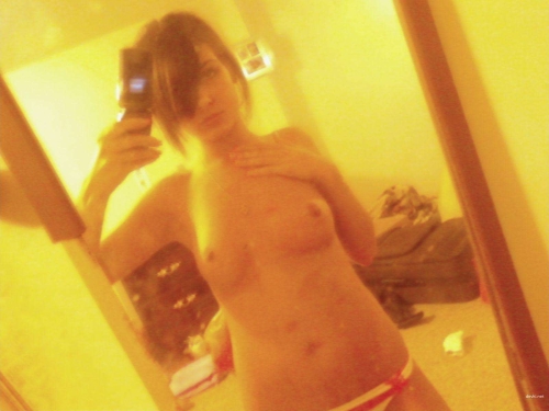 Hot Nude Selfie Girls in Caps - Explicit XXX Photos