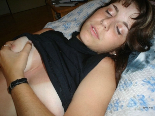 Drunk Slut Gives Sloppy Blowjob to Friend
