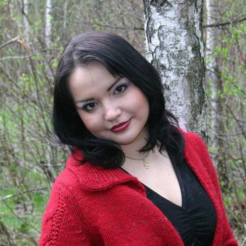 Exposed in the Woods: Revealing Her Assets Outdoors