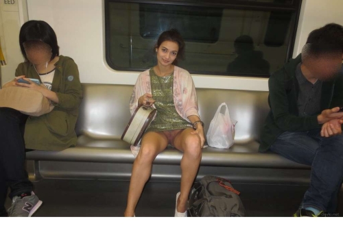 Hot Girl in Hardcore Group Sex Action