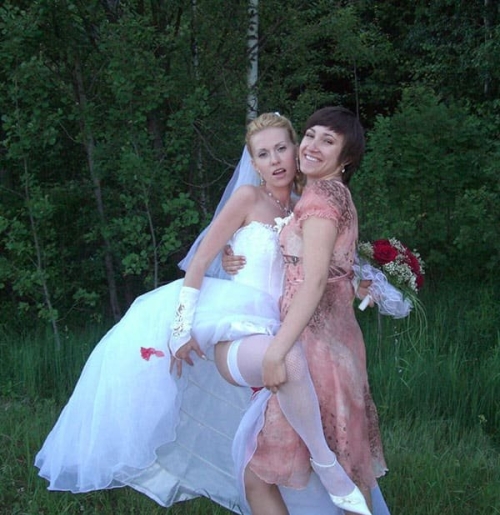 Bride's Wardrobe Malfunction: Explicit Wedding Dress Mishap