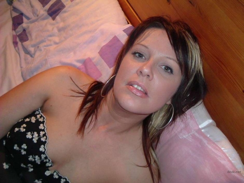 MILF Gangbang: Mature Woman in Group Sex Action