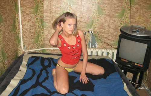 Hot Young Girlfriend Porn Photos: Explicit Amateur Sex Pics