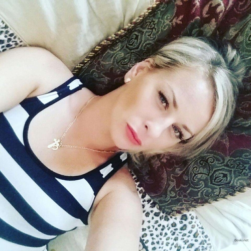 Mature Woman's Private XXX Photo - Explicit MILF Selfie Shot