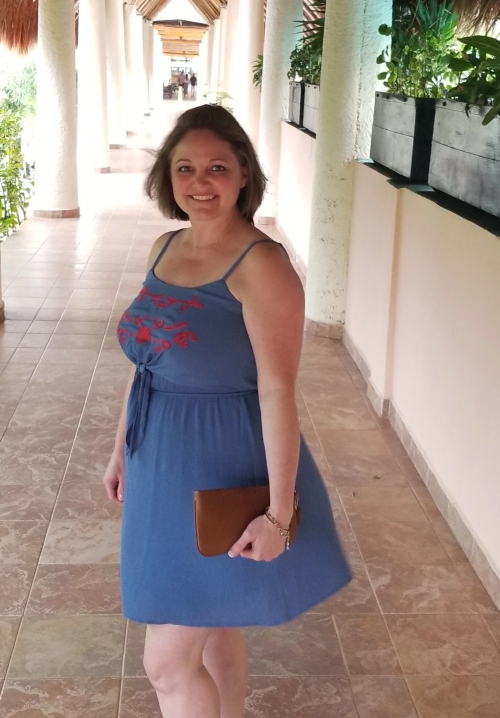 Hot MILF on Resort in Clothes and Nude: Explicit Vacation Fun