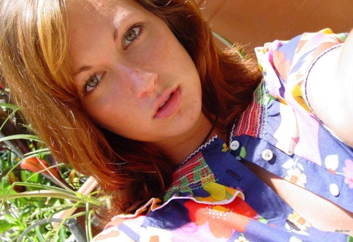 Private Redhead Girl Explicit Photo: Seductive Beauty Exposed