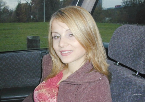 Extreme Anal Masturbation in Car: XXX Solo Play