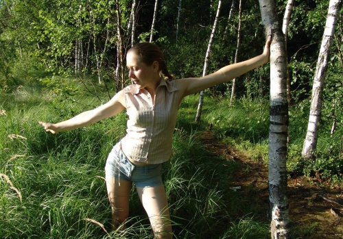 Girl stripping in nature - Part 3: Explicit outdoor nudity