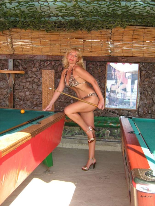 Hot Naked Wife with Sexy Body - Explicit Nude Photo