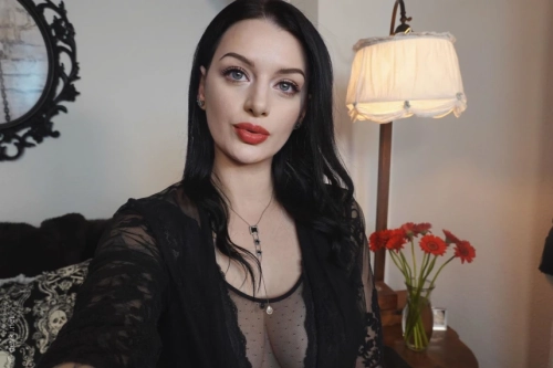 Seductive Brunette with Tattoos Shows off Sexy Body
