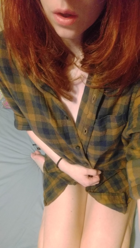 Fiery Beauty Pleasures Herself with Sex Toys, Filling All Holes