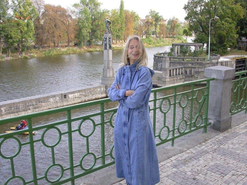 Blonde Strips in Public Places (Part 2): Explicit Public Nudity and Exhibitionism