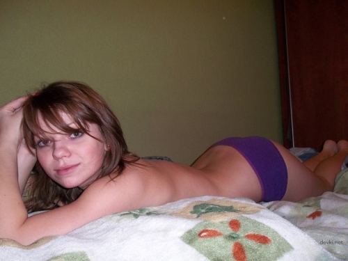 Intimate Home Photoshoot of Sexy Brunette - Explicit & Sensual Content