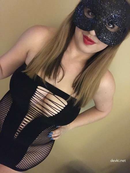 Amateur BBW Wife Porn: Busty Russian Wife's Explicit Homemade Sex Tape