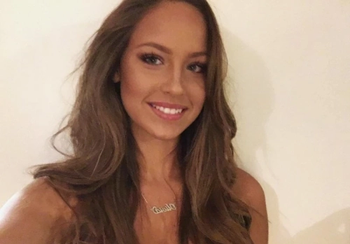 Explicit Photo Gallery: Olivia - Girl of the Day (27 Pics)